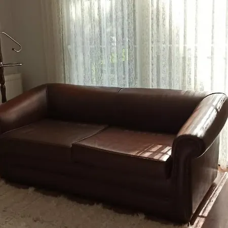 빌라 Taskule