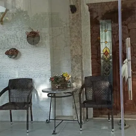 Taskule Kızilbahçe