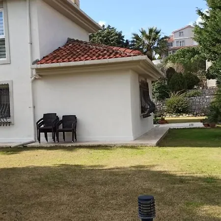 Taskule Kızilbahçe