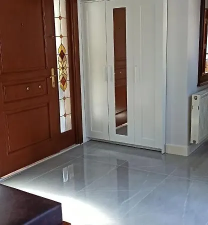 Taskule Kızilbahçe